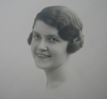 Jacqueline de Saint Bon née Roquefeuil-Cahuzac - jeune femme